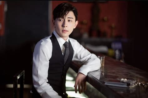 To his credit, the actor did admit and apologise to it. . Deng lun latest news